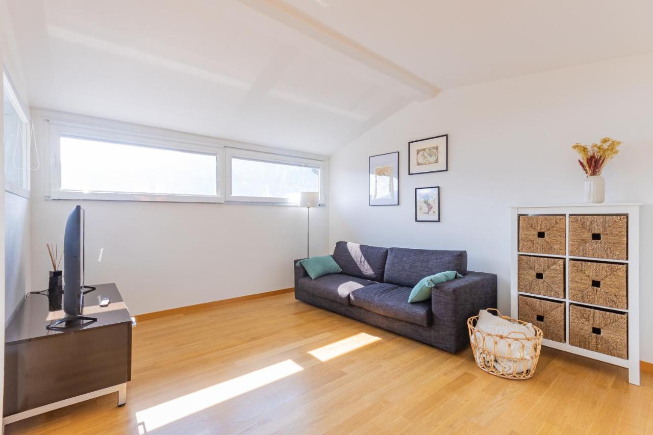 Casa Elea_ Panoramic Attic In City Center Campione dʼItalia Eksteriør bilde